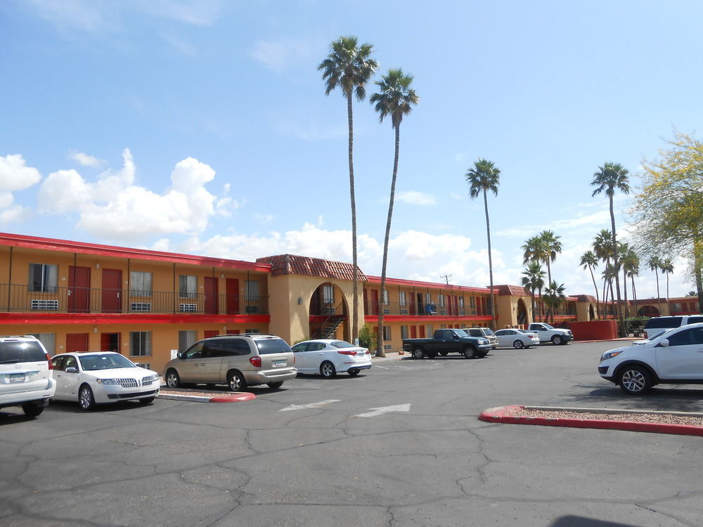 Extend-A-Suites Phoenix Exterior photo