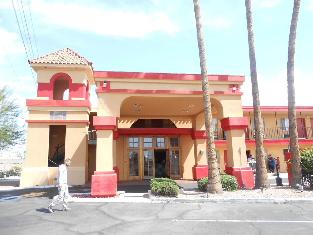 Extend-A-Suites Phoenix Exterior photo